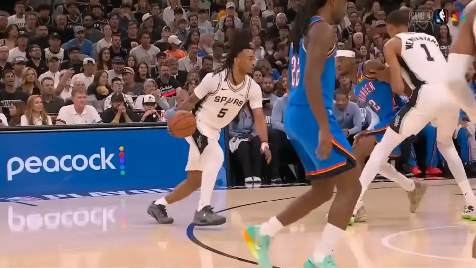 Live basketball action